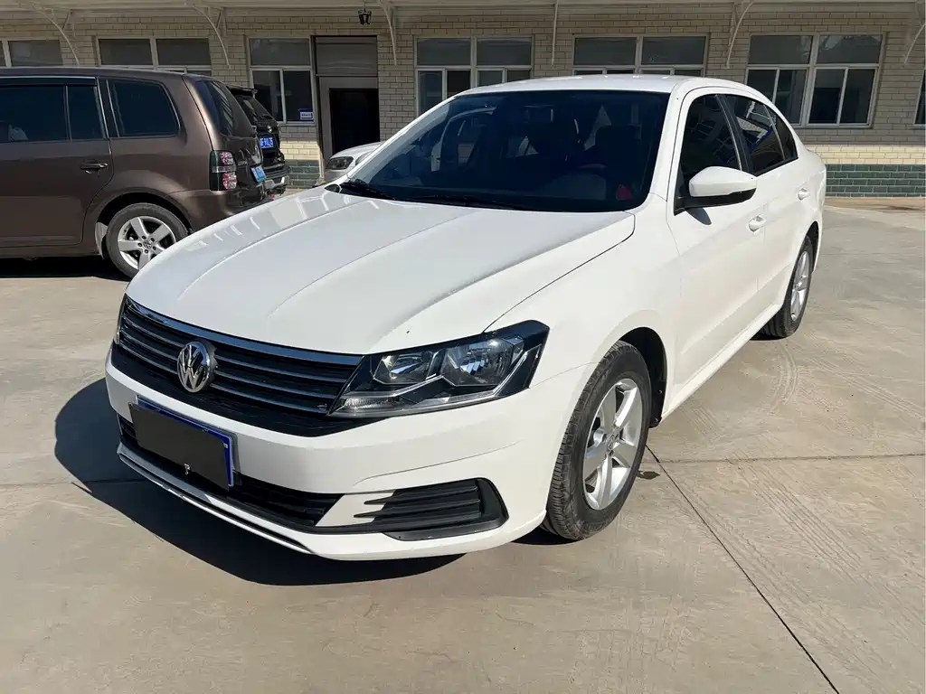 Volkswagen Lavida — Основное фото